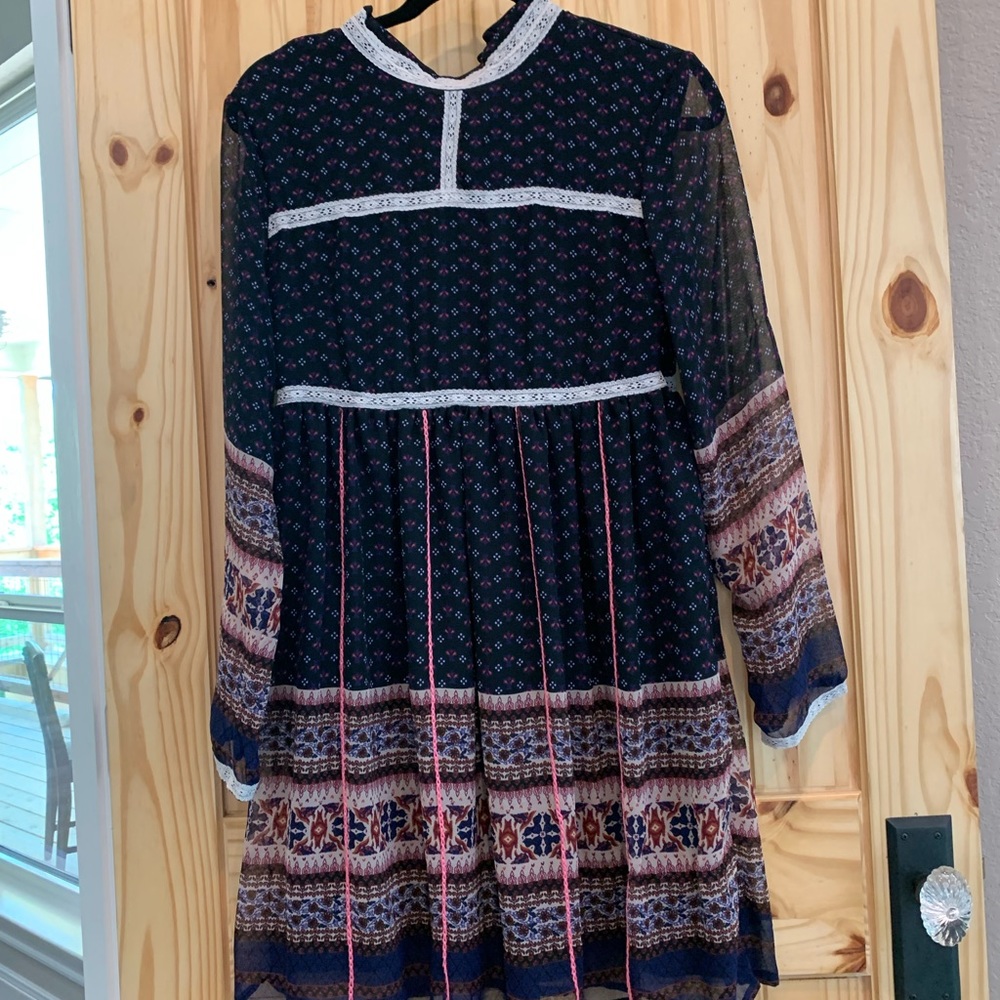 DIYA BLUE AND PINK LINED DRESS NWT